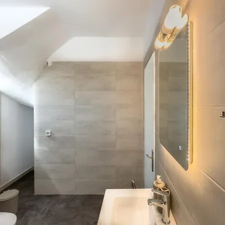 Anastasia's Luxury Basement * Aegina